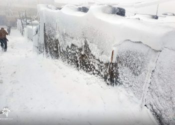 الائتلاف الوطني يطالب بتقديم لوازم التدفئة للنازحين واللاجئين في ظل موجة البرد القارس