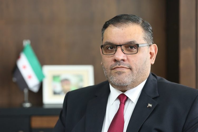 العبدة يجري اتصالات مكثفة مع جهات سورية وتركية لتنسيق المواقف