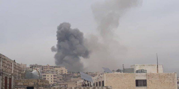 استشهاد 4 أشخاص وجرح آخرين باستهداف طيران النظام لريف حلب