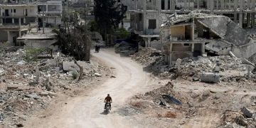 قوات نظام الأسد وروسيا تواصل خرقها لوقف إطلاق النار في الشمال السوري