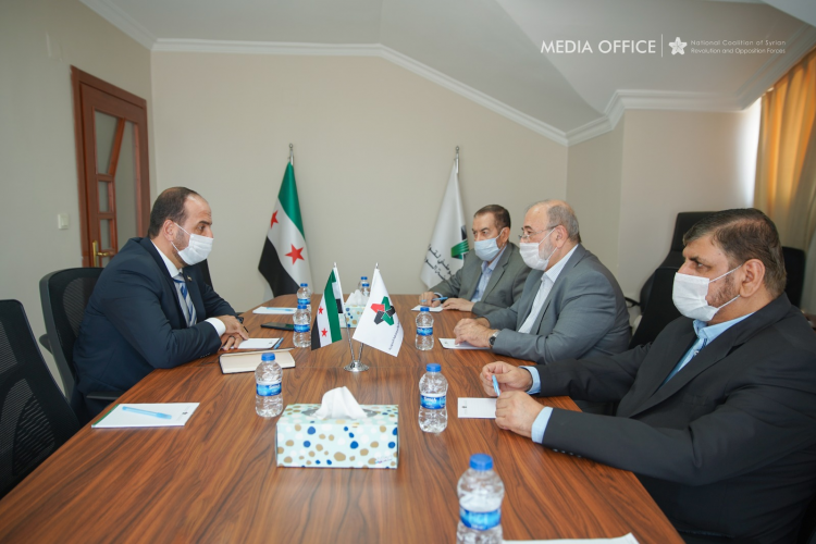 رئيس الائتلاف الوطني يلتقي المراقب العام للإخوان المسلمين في سورية ويبحث معه آخر المستجدات