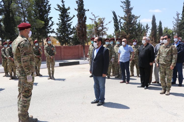 رئيس الحكومة السورية المؤقتة يجري جولة تفقدية في المناطق المحررة بريف حلب الشمالي