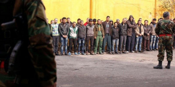 تقرير حقوقي يوثق 146 حالة اعتقال تعسفي في سورية خلال الشهر الفائت