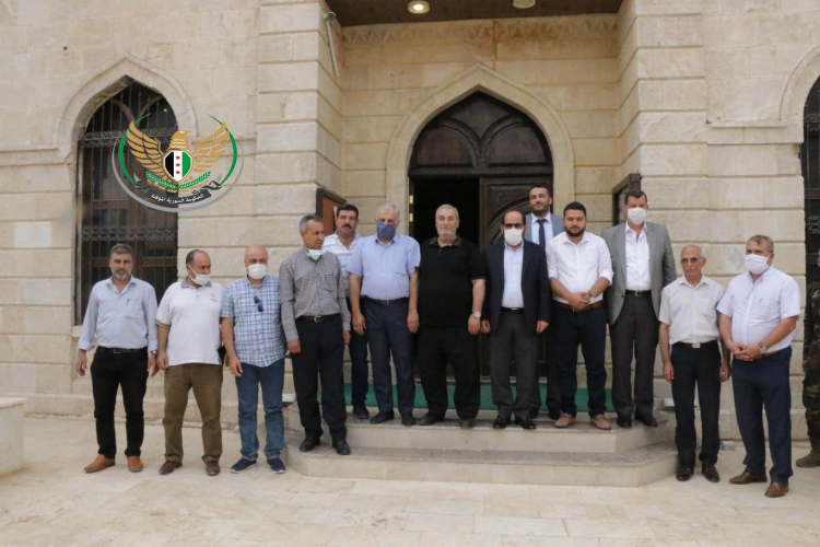 رئيس الحكومة السورية المؤقتة يجري زيارة ميدانية لمؤسسات الحكومة في المناطق المحررة