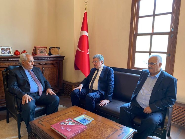 رئيس الائتلاف الوطني يلتقي ممثل وزارة الخارجية التركية في ولاية هاتاي