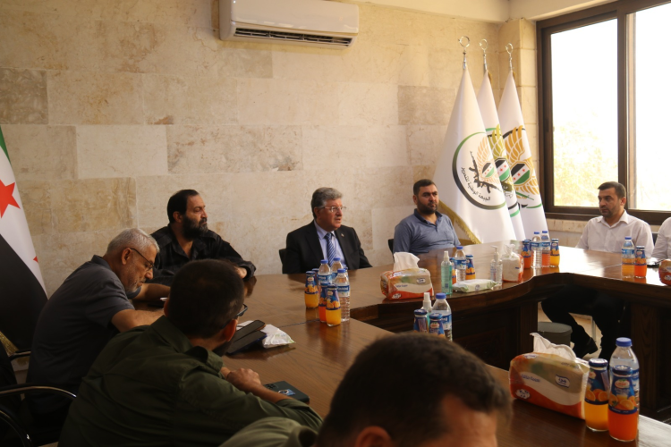 رئيس الائتلاف الوطني يجتمع بقيادات الجبهة الوطنية للتحرير وتجمع سورية المستقبل