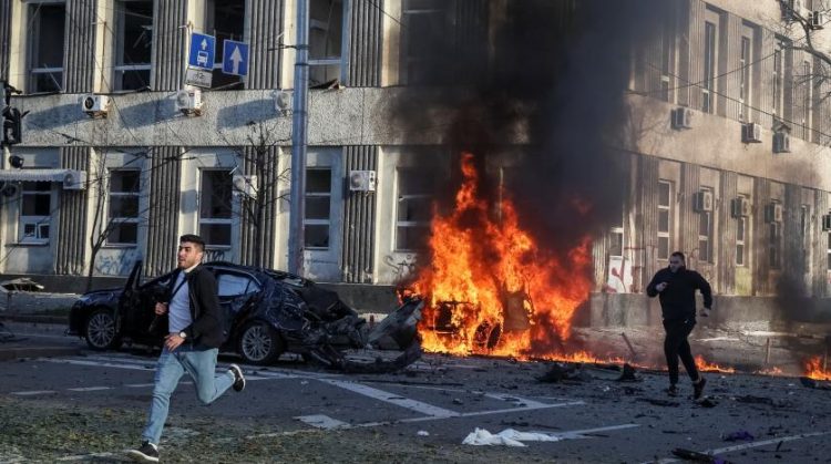 بركات: بوتين يكرر قصف المنشآت المدنية في أوكرانيا كما فعل في سورية