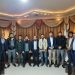 رئيس الحكومة وأعضاء من الائتلاف الوطني يلتقون وفداً طلابياً ويستمعون لمطالبهم بالمشفى الجامعي