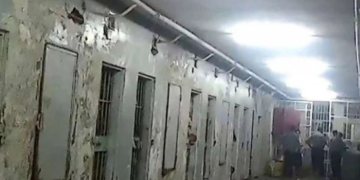 تقرير حقوقي: فلسطيني مفرج عنه يكشف أسماء معتقلين فلسطينيين وسوريين في سجن صيدنايا