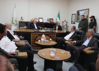 وفد الائتلاف الوطني يعقد اجتماعاً مع المجلس المحلي لمدينة تل أبيض بريف الرقة