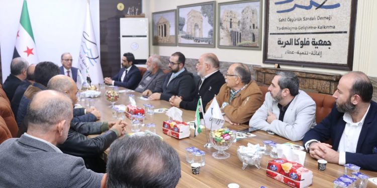 الائتلاف الوطني يعقد اجتماعاً مع عدد من منظمات وجمعيات المجتمع المدني السورية في مرسين