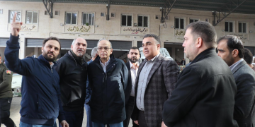 رئيس الائتلاف الوطني يتفقد المنشآت الخدمية والاقتصادية المشيدة حديثاً في مدينة عفرين بريف حلب 