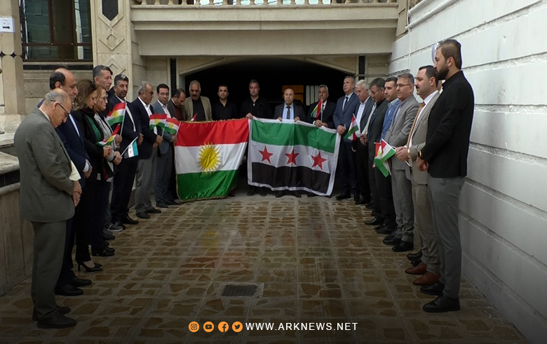 وقفة احتفالية للمجلس الوطني الكردي في الذكرى الـ 13 للثورة السورية