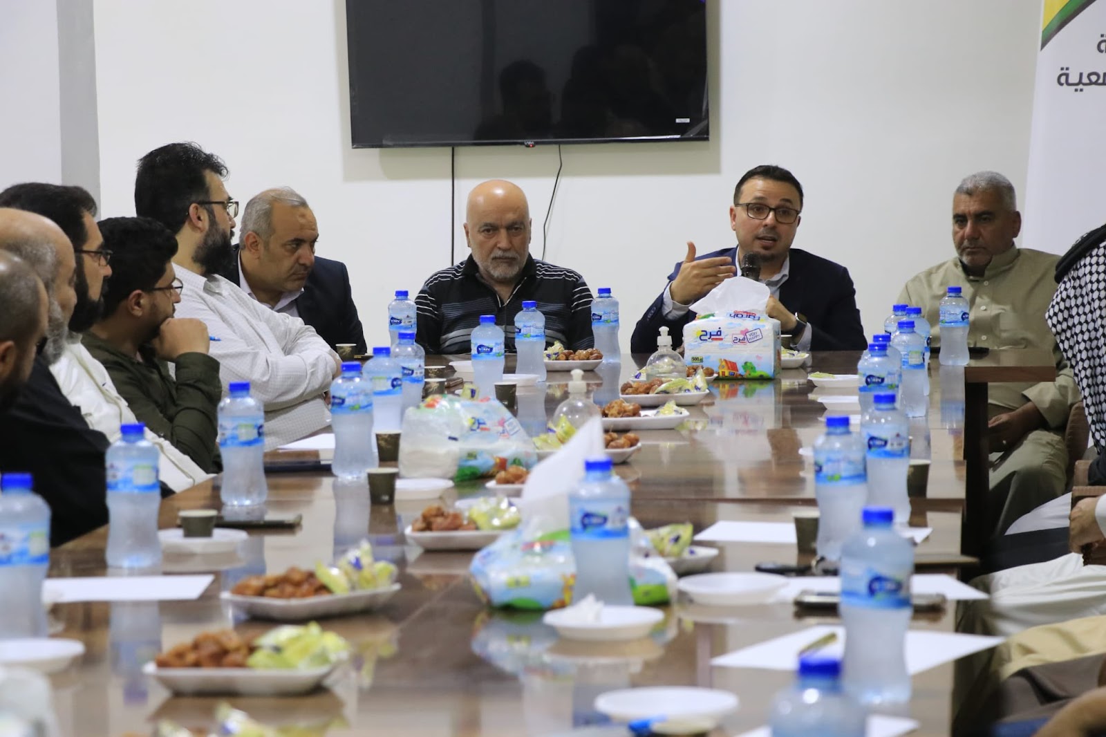 جلسة حوارية في عفرين حول أهمية الدور الوطني للعشائر