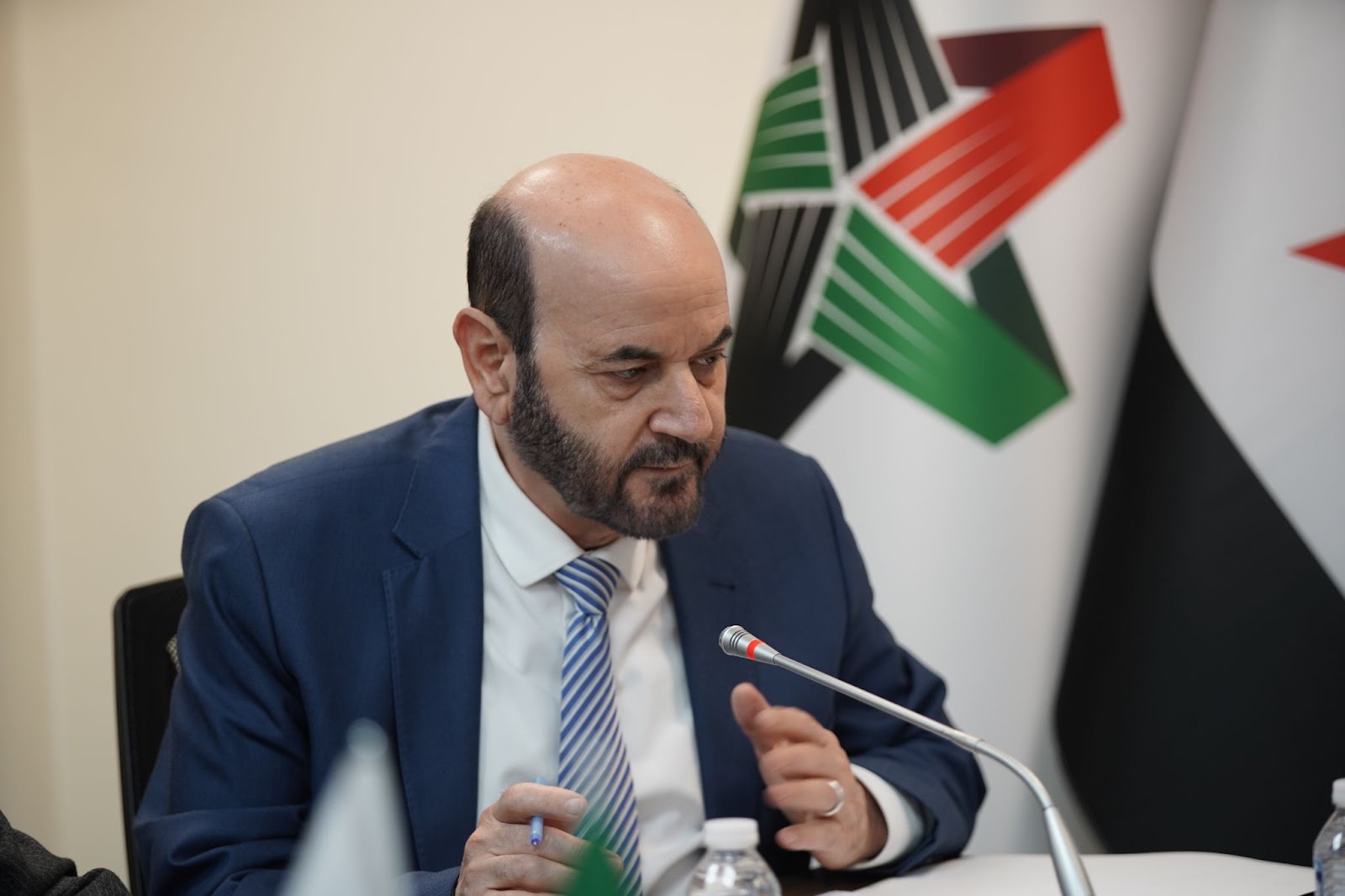 رحمة يستنكر إزالة الجامعة العربية تصنيف ميليشيات حزب الله كتنظيم إرهابي