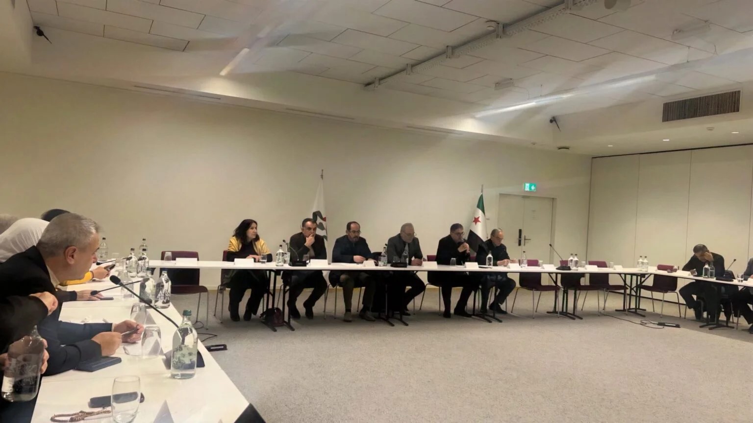 هيئة التفاوض تعقد اجتماعها الدوري في جنيف وتستعرض تحديات العملية السياسية