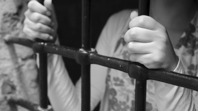تقرير حقوقي يوثق استمرار حالات الاعتقال التعسفي في سورية